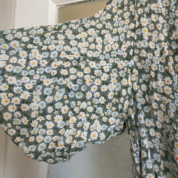 Vici Florabunda Wrap Romper - Picture 5 of 7